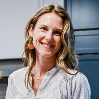 Nikki Sizemore headshot